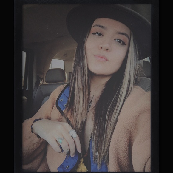 Meet your Posher, Rachele - Picture 6 of 6